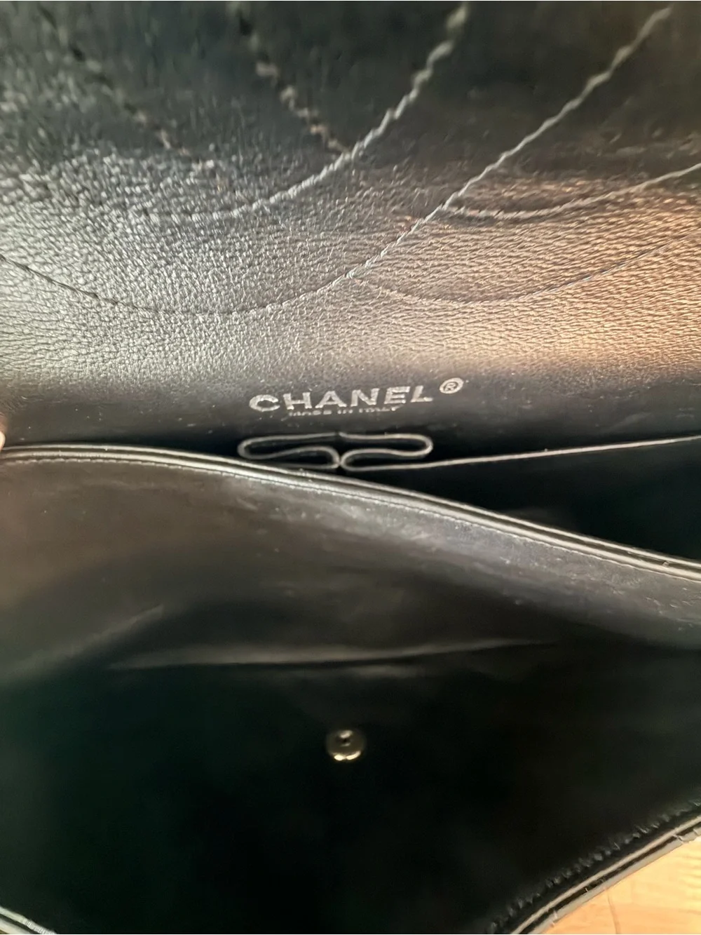 CHANEL authentic classic